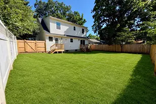 91 17th St, Wading River, NY 11792 - Photo 4