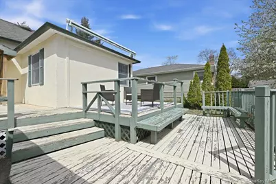 36 Pine Street, Islip, NY 11751 - Photo 28