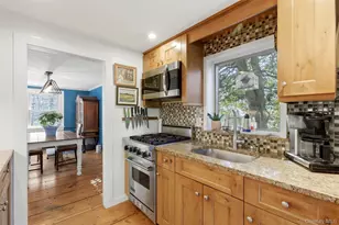 71 Hollow Rd, Stony Brook, NY 11790 - Photo 8
