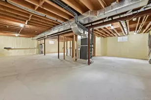 447 Keller Ave, Elmont, NY 11003 - Photo 36