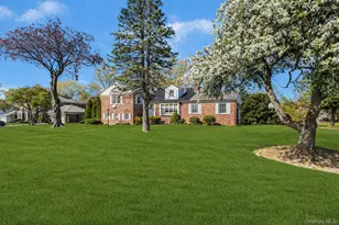 185 Whistler Rd, Manhasset, NY 11030 - Photo 2