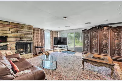 185 Whistler Road, Manhasset, NY 11030 - Photo 18