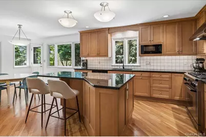 22 Lafayette Road, Larchmont, NY 10538 - Photo 10