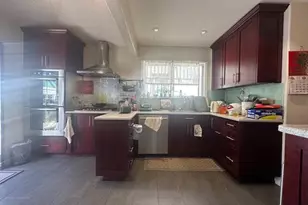 35-20 Utopia Pkwy, Flushing, NY 11358 - Photo 8