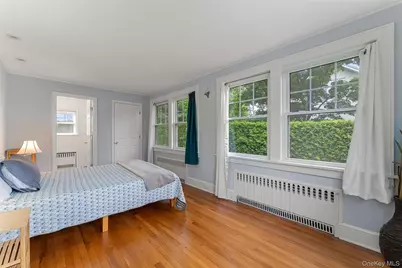 1408 Shelbourne Avenue, Mamaroneck, NY 10543 - Photo 8