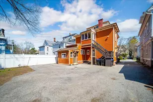 25 Balding Ave, Poughkeepsie, NY 12601 - Photo 2
