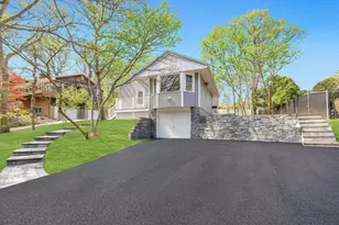 14 Woodvale Ave, Kings Park, NY 11754 - Photo 4