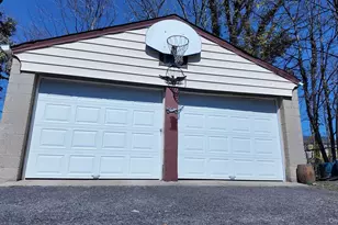 40 Greenvale Cir, White Plains, NY 10607 - Photo 20