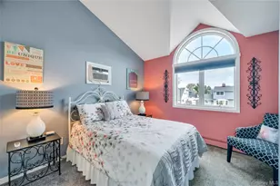 26 Ballad Ln, Hicksville, NY 11801 - Photo 14