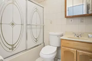 514 E 53rd St, Brooklyn, NY 11203 - Photo 16
