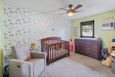 56 Bayonne Avenue, Central Islip, NY 11722 - Photo 8