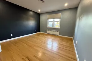 154-47 20th Rd, Whitestone, NY 11357 - Photo 2