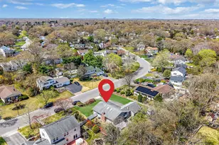 5 Whinstone St, Coram, NY 11727 - Photo 4