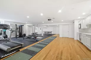 2 Coventry Ct, Larchmont, NY 10538 - Photo 32