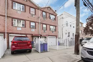 106-30 156th St, Jamaica, NY 11433 - Photo 2