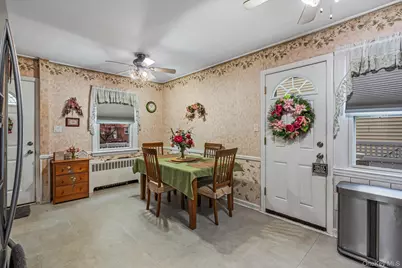 7942 264th Street, Glen Oaks, NY 11004 - Photo 6
