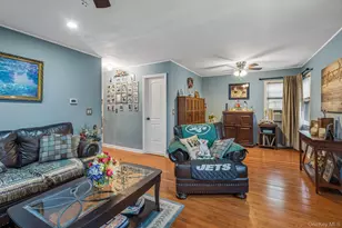79-42 264th St, Glen Oaks, NY 11004 - Photo 10