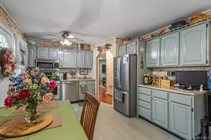 79-42 264th St, Glen Oaks, NY 11004 - Photo 4