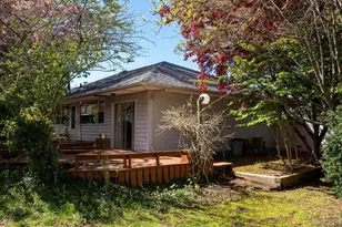 39 Deer Path Ln, Syosset, NY 11791 - Photo 30