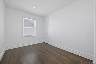 26 Clearland Avenue, Carle Place, NY 11514 - Photo 22