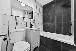 150-53 115th Dr, Jamaica, NY 11434 - Photo 10