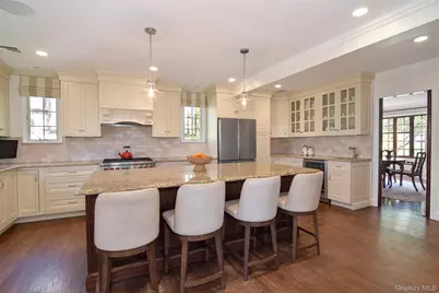 41 Summit Avenue, Bronxville, NY 10708 - Photo 8