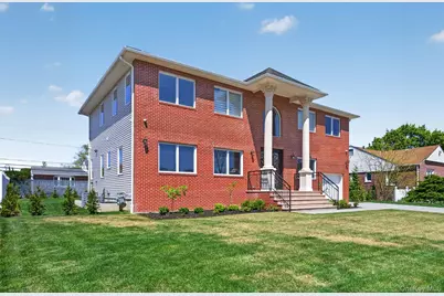 171 South Street, New Hyde Park, NY 11040 - Photo 2