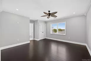 171 South St, New Hyde Park, NY 11040 - Photo 24