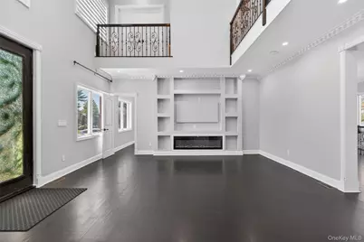 171 South Street, New Hyde Park, NY 11040 - Photo 12