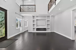 171 South St, New Hyde Park, NY 11040 - Photo 12