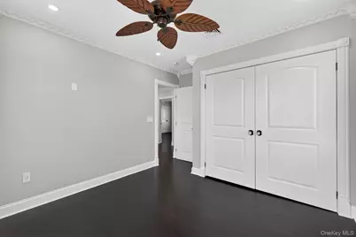 171 South Street, New Hyde Park, NY 11040 - Photo 20