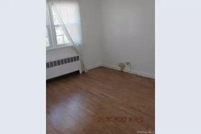 93 Woodview Road, West Hempstead, NY 11552 - Photo 20