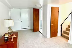 93 Woodview Rd, West Hempstead, NY 11552 - Photo 28