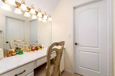9 Framingham Lane, Shoreham, NY 11786 - Photo 24