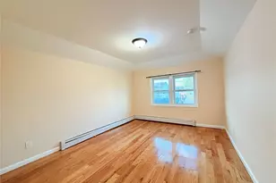 239-13 86th Ave, Bellerose, NY 11426 - Photo 18