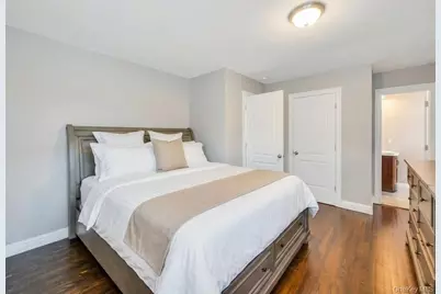 794 Sayville Avenue, Bohemia, NY 11716 - Photo 24