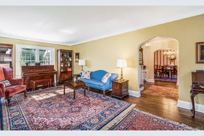 38 Prospect Avenue, Garden City, NY 11530 - Photo 4