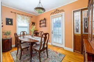 1027 Van Buren Ave, Franklin Square, NY 11010 - Photo 12