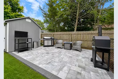 24 Nelson Place, Mastic, NY 11950 - Photo 20