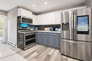 24 Nelson Pl, Mastic, NY 11950 - Photo 8