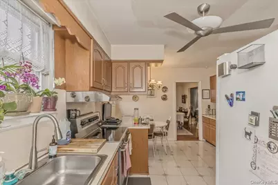 16804 Grand Central Parkway, Jamaica, NY 11432 - Photo 10