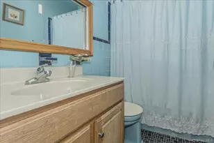 168-04 Grand Central Pkwy, Jamaica, NY 11432 - Photo 16