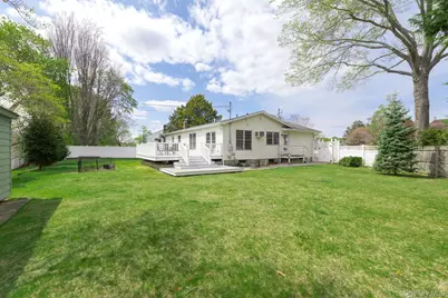 10 Fortune Court, Commack, NY 11725 - Photo 32
