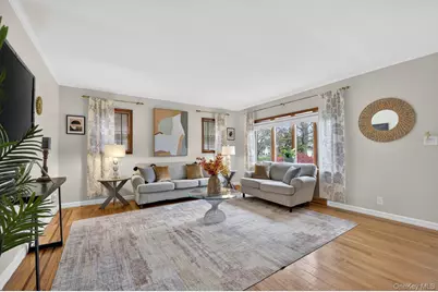 66 Aberdeen Road, New Hyde Park, NY 11040 - Photo 4