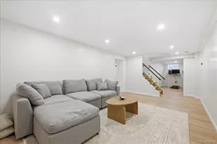 8 Bayberry Ave, Garden City, NY 11530 - Photo 22