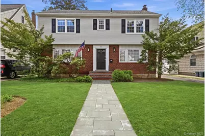 8 Bayberry Avenue, Garden City, NY 11530 - Photo 1