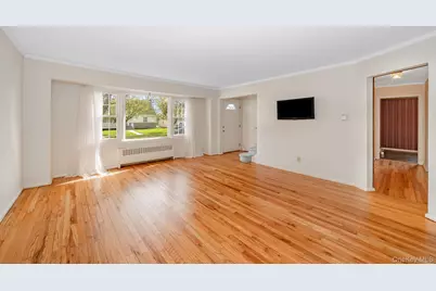 3769 New York Avenue, Seaford, NY 11783 - Photo 12