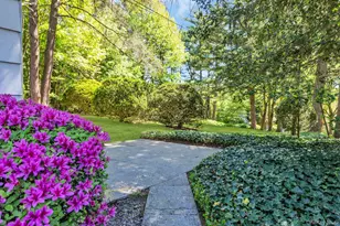 15 Cherry Ln, Glen Head, NY 11545 - Photo 4
