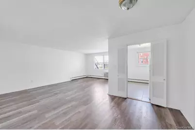 111 S Centre Avenue #2VV, Rockville Centre, NY 11570 - Photo 8