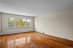 12 Arthur Pl, Yonkers, NY 10701 - Photo 8